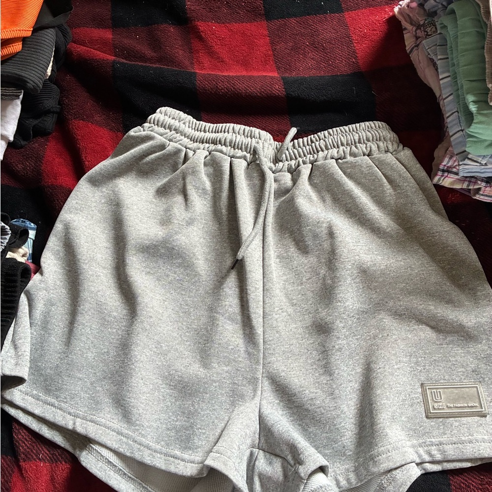 SHEIN Light Gray Women's Athletic Drawstring Shorts